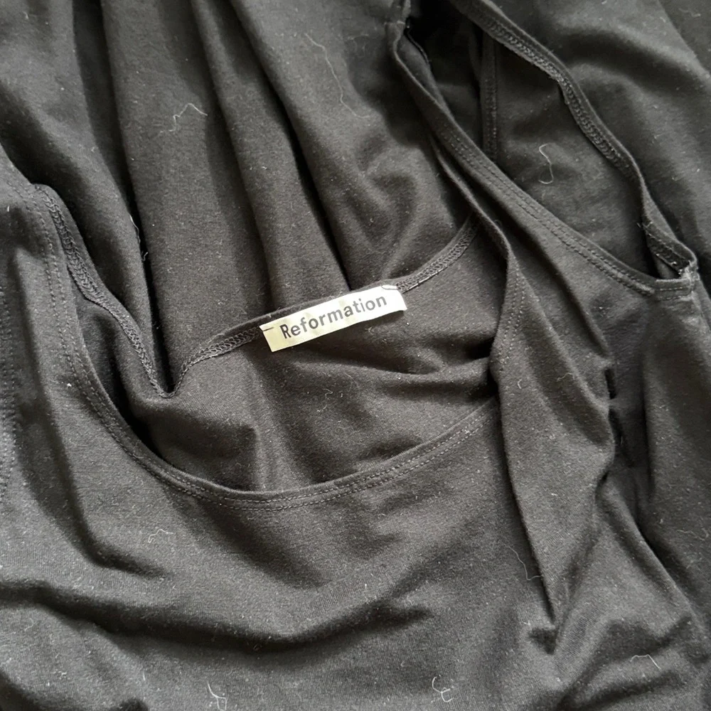 Reformation Rou Knit Sleeveless Midi Dress in Black Jersey - Picture 3 of 4